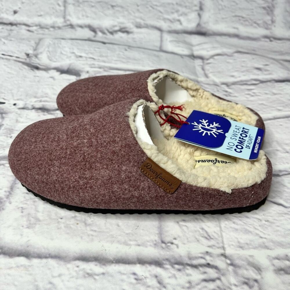 Dearfoams women’s slip on memory foam slippers new with tags size small